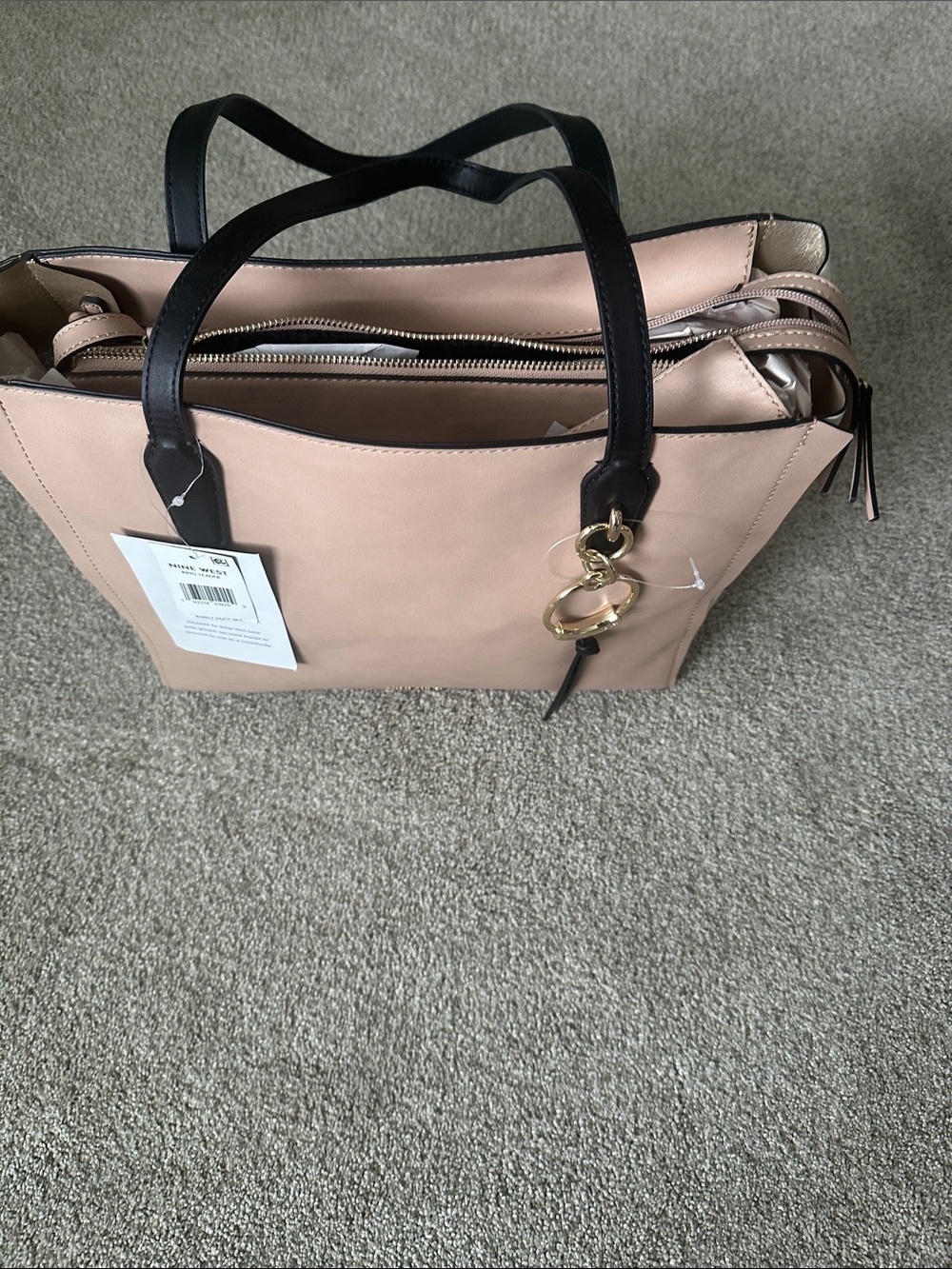 Women’s  Nine West Ring Leader Two-Tone Tote Bag in Blush barely nude/ black NWT